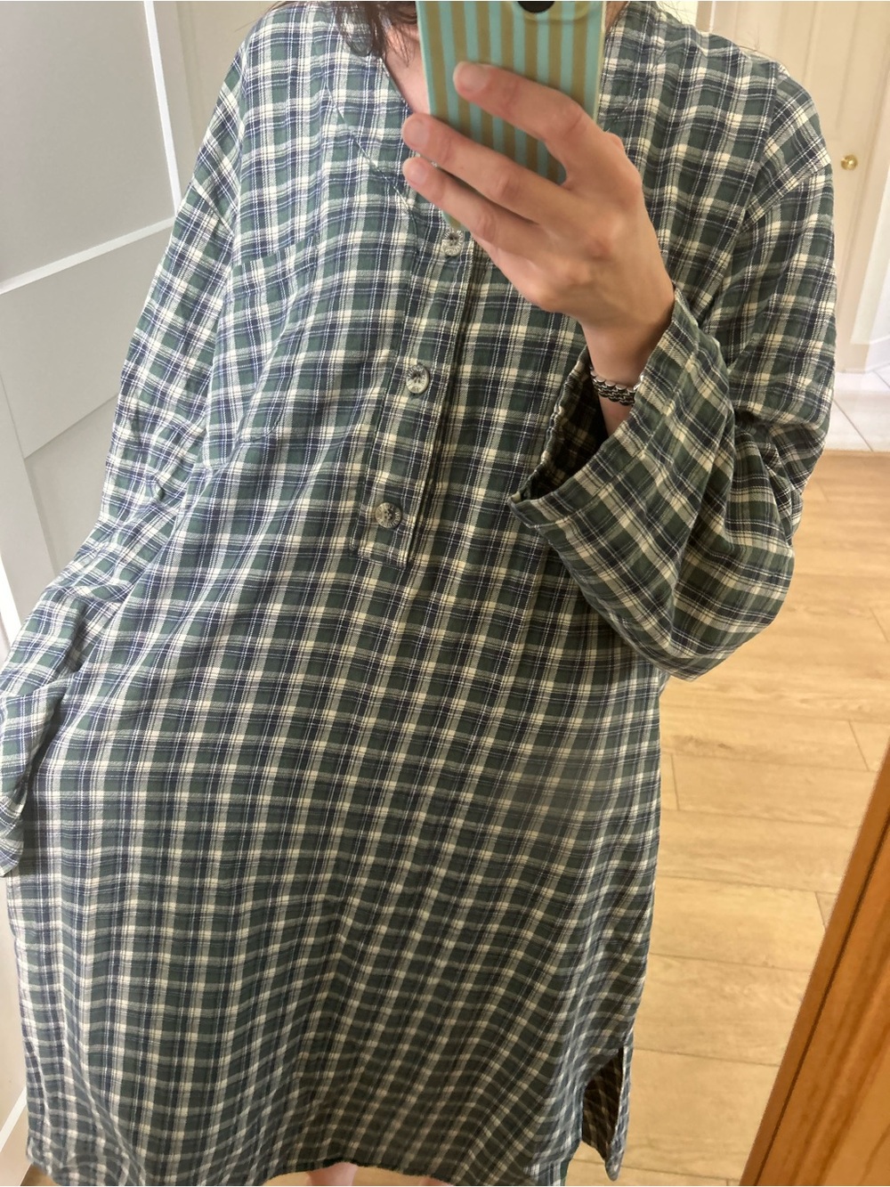 Cozy Plaid V-Neck Button-Front Nightgown - Green/White - Picture 4 of 4
